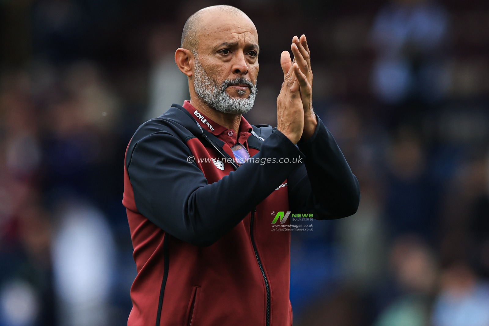 West Ham United manager Nuno Espirito Santo class fans after 2-2 draw after the Sky Bet Championship match Burnley vs West Ham United at Turf Moor, Burnley, United Kingdom on 16 August 2026

(Photo by Jorge Horsted/News Images)