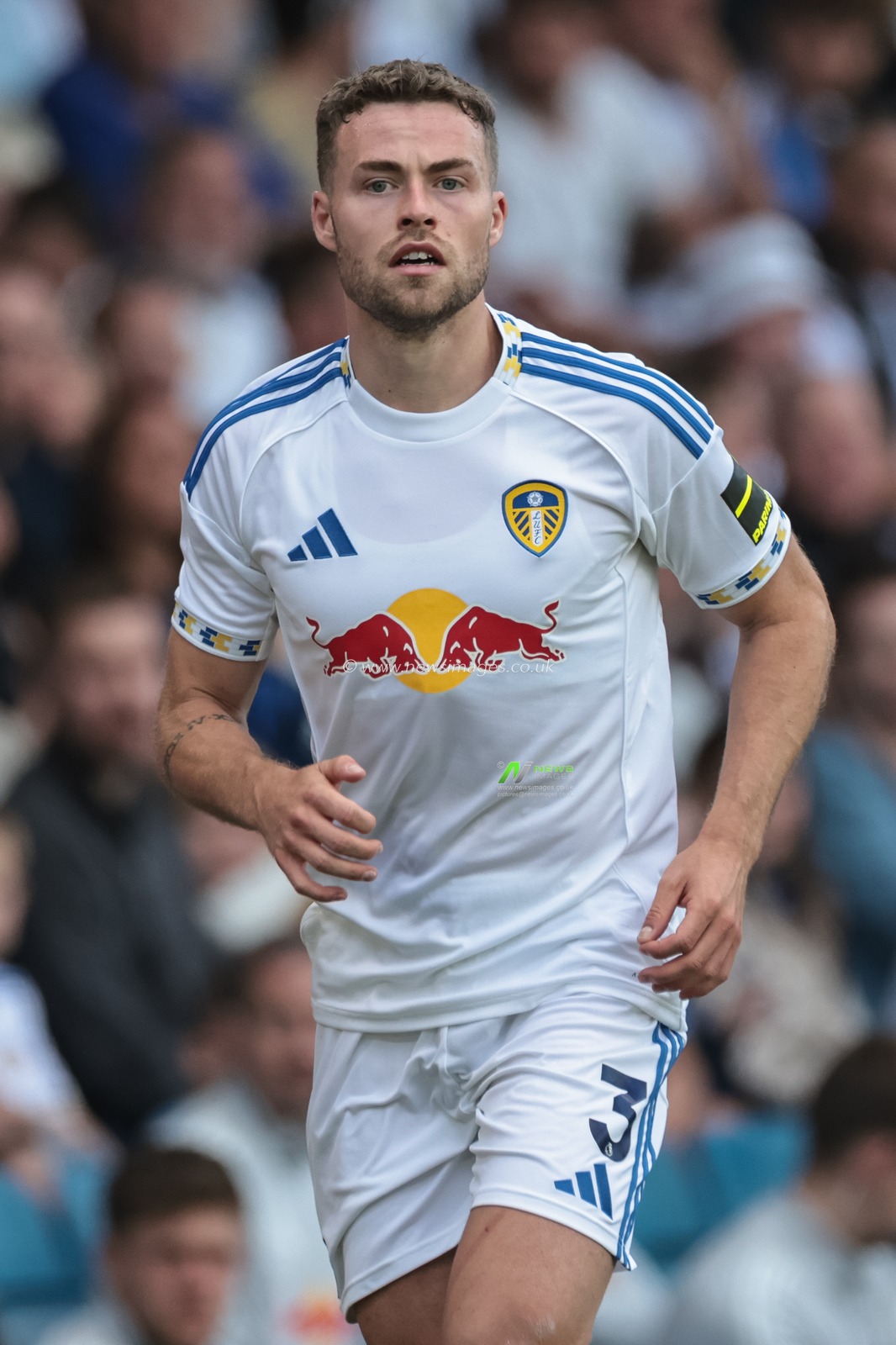 Gabriel Gudmundsson of Leeds United looks on during the Pre-season friendly match Leeds United vs Villarreal at Elland Road, Leeds, United Kingdom, 2nd August 2025

(Photo by Mark Cosgrove/News Images)