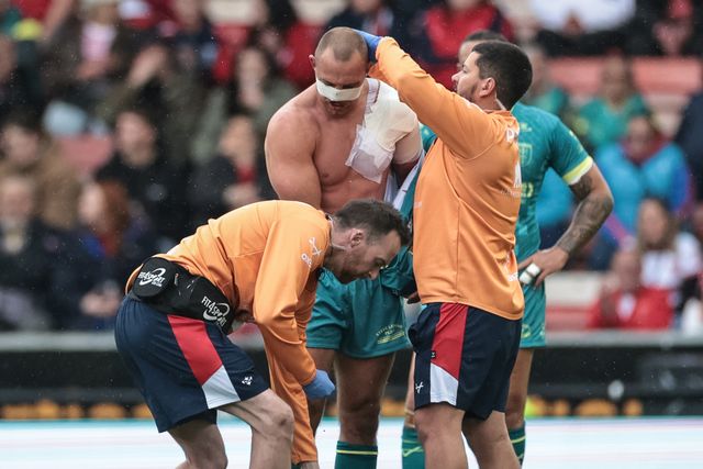 Karl Lawton of Hull KR receives treatment during the Betfred Super League round 11 match Leigh Leopards vs Hull KR at Leigh Sports Village, Leigh, United Kingdom on 16 May 2026

(Photo by Mark Cosgrove/News Images)