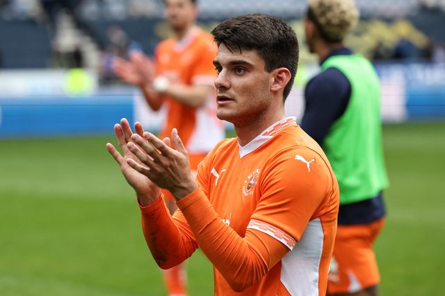 Rob Apter of Blackpool applauds the fans after the final whistle during the Sky Bet League 1 match Wigan Athletic vs Blackpool at The Brick Community Stadium, Wigan, United Kingdom, 26th April 2025

(Photo by Mark Cosgrove/News Images)