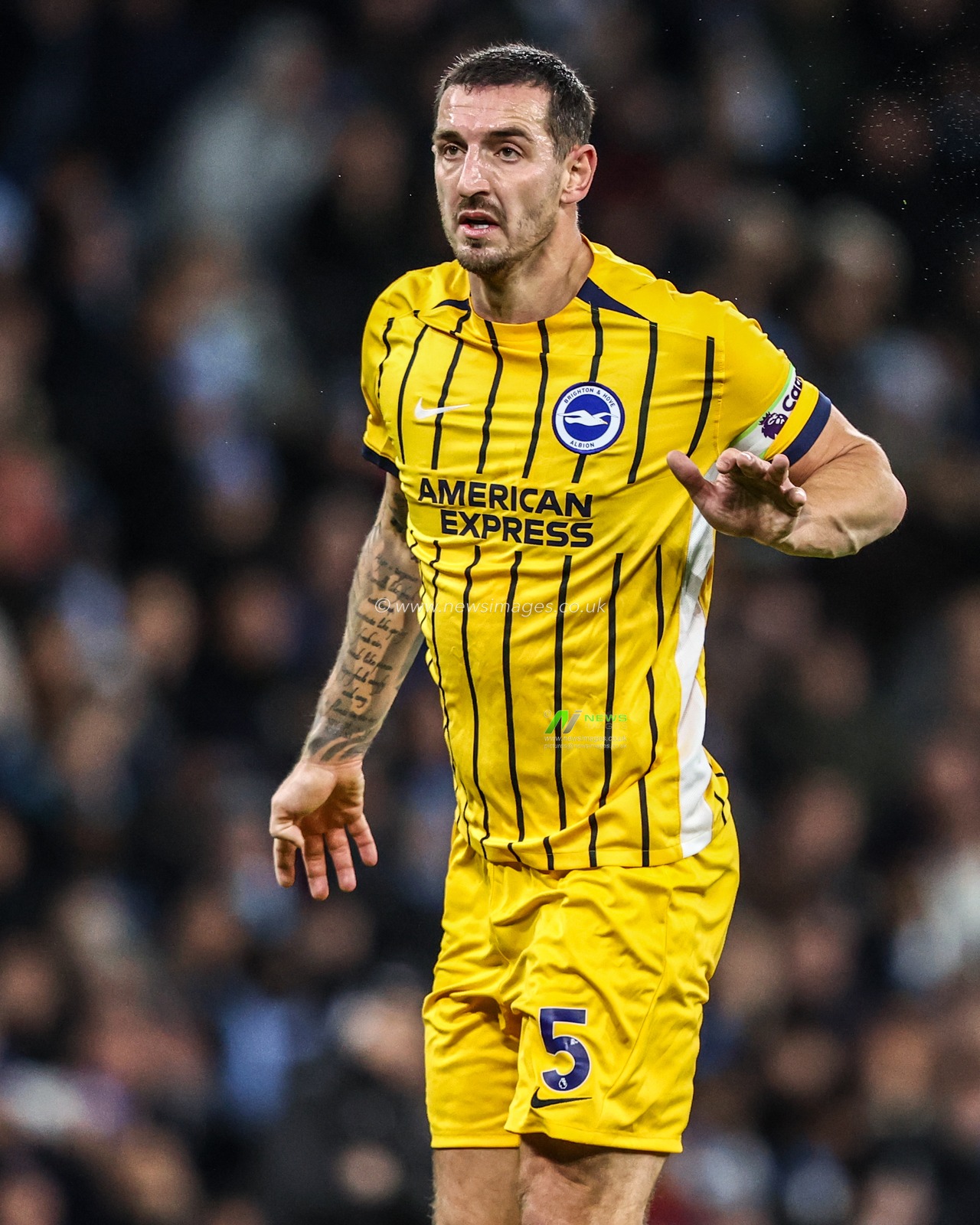 Lewis Dunk of Brighton & Hove Albion during the Premier League match Manchester City vs Brighton and Hove Albion at Etihad Stadium, Manchester, United Kingdom, 7th January 2026

(Photo by Alfie Cosgrove/News Images)

*** GER AUT SUI OUT ***