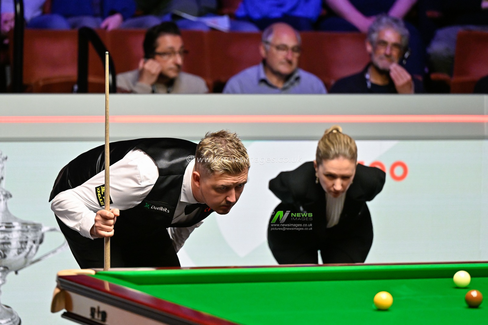 Kyren Wilson looks over the table, during the Cazoo World Championships 2024 at Crucible Theatre, Sheffield, United Kingdom, 3rd May 2024

(Photo by Cody Froggatt/News Images)