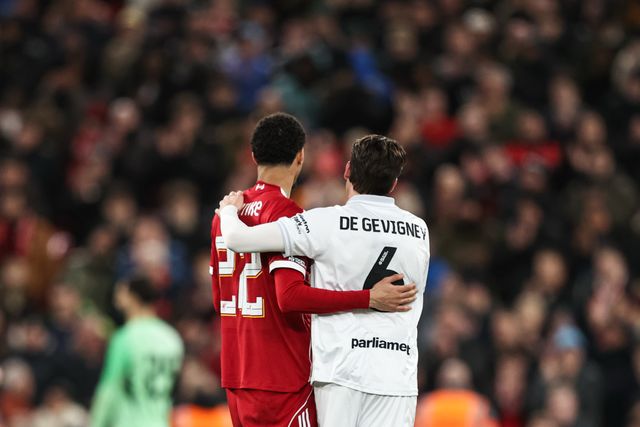 Hugo Ekitike of Liverpool embraces Mael de Gevigney of Barnsley after the Emirates FA Cup Third Round match Liverpool vs Barnsley at Anfield, Liverpool, United Kingdom, 12th January 2026

(Photo by Alfie Cosgrove/News Images)