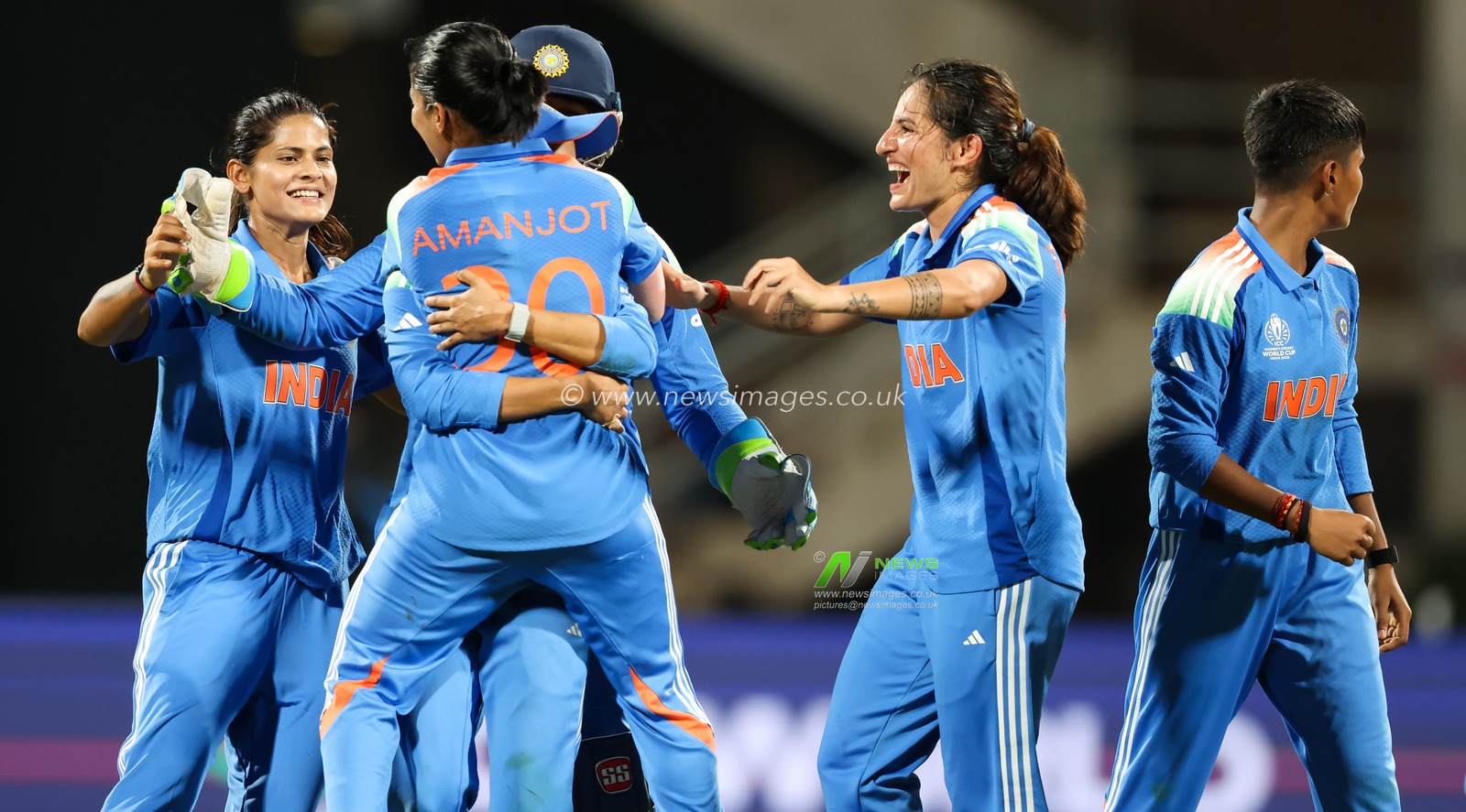 Renuka Singh Thakur of India takes wicket of Tazmin Brits of South Africa and celebrates wit team India Amanjot Kaur of India Jemimah Rodrigues of India Richa Ghosh of India Smriti Mandhana  of India Harmanpreet Kaur (Captain) of India  during the ICC Women's ODI Cricket World Cup Final 2025 session India Women vs South Africa Women at Dr. D.Y. Patil Sports Academy, Navi Mumbai, India, 2nd November 2025

(Photo by Shubhajit Roy Karmakar/News Images)