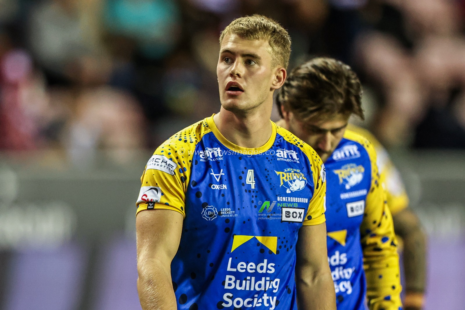 Ash Handley of Leeds Rhinos in the pre-game warm up during the Betfred Super League round 27 match Wigan Warriors vs Leeds Rhinos at The Brick Community Stadium, Wigan, United Kingdom, 19th September 2025

(Photo by Alfie Cosgrove/News Images)