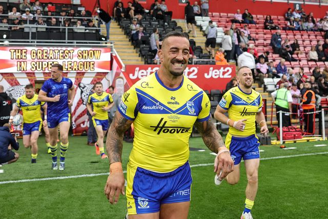 Paul Vaughan of Warrington Wolves who makes his 300th career appearance in the pre-game warm up during the Betfred Super League Round 20 Leigh Leopards vs Warrington Wolves at Leigh Sports Village, Leigh, United Kingdom, 1st August 2025

(Photo by Mark Cosgrove/News Images)
