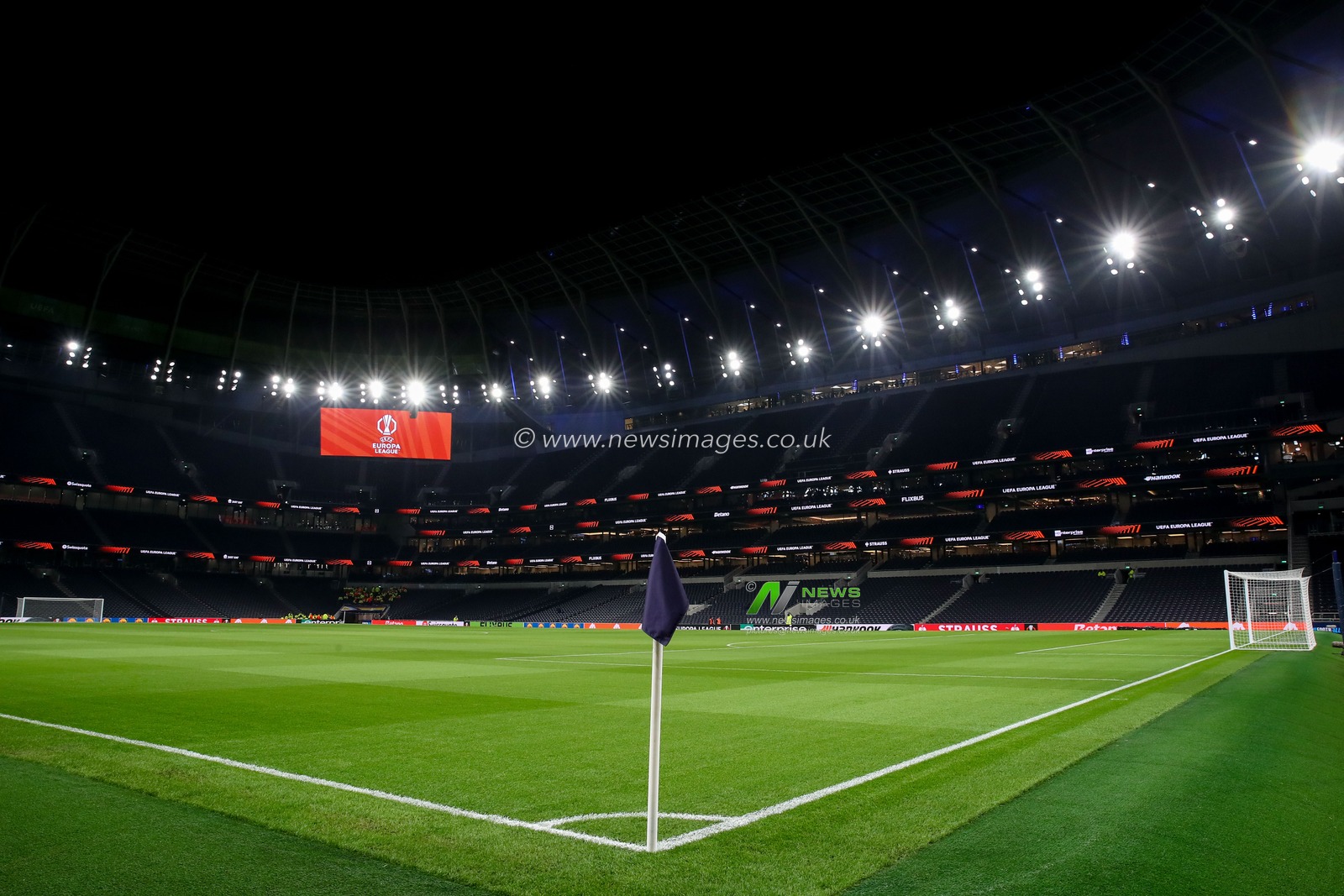 A general view of The Tottenham Hotspur Stadium during the UEFA Europa League - League Stage match Tottenham Hotspur vs A.S. Roma at Tottenham Hotspur Stadium, London, United Kingdom, 28th November 2024

(Photo by Gareth Evans/News Images)