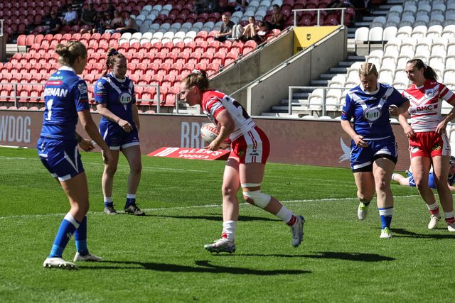 Dani McGifford of St Helen’s goes over for a try during the Betfred Women's Challenge Cup Quarter Final match St Helens vs Barrow Raiders at The BrewDog Stadium, St Helens, United Kingdom on 25 April 2026

(Photo by Mark Cosgrove/News Images)