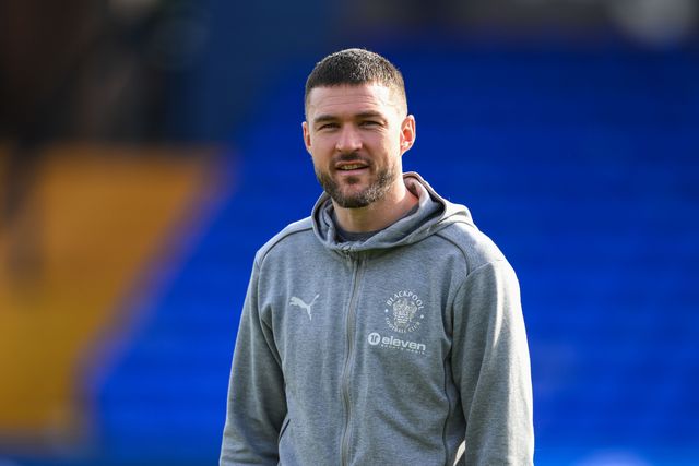 Richard O'Donnell of Blackpool arrives ahead of the Sky Bet League 1 match Stockport County vs Blackpool at Edgeley Park Stadium, Stockport, United Kingdom, 1st March 2025

(Photo by Craig Thomas/News Images)