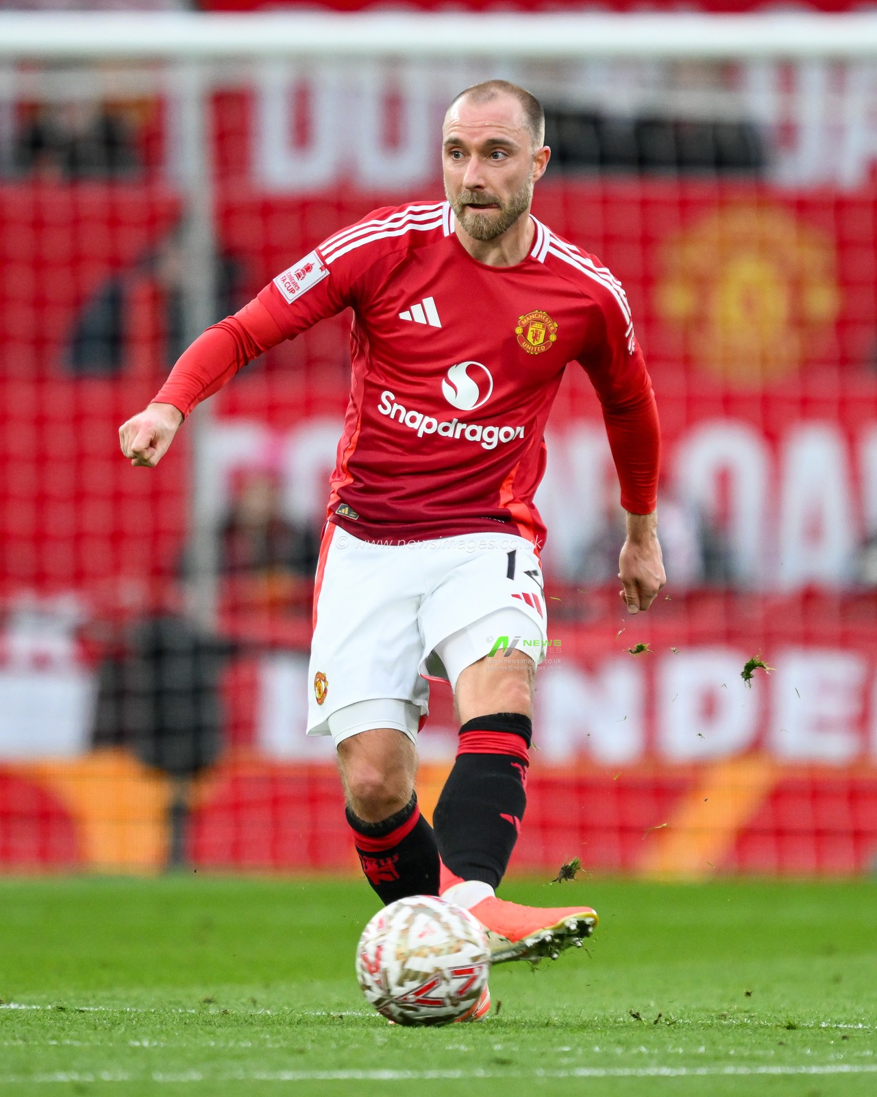 Christian Eriksen of Manchester United passes the ball during the Emirates FA Cup 5th Round match Manchester United vs Fulham at Old Trafford, Manchester, United Kingdom, 2nd March 2025

(Photo by Craig Thomas/News Images)