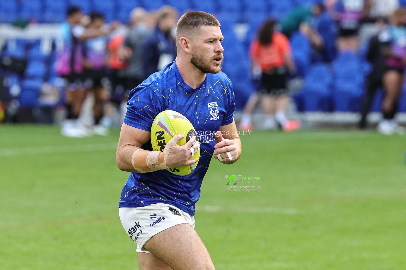 Danny Walker of Warrington Wolves in the pre-game warm up during the Betfred Super League Magic Weekend match Leigh Leopards vs Warrington Wolves at Hill Dickinson Stadium, Liverpool, United Kingdom on 04 July 2026

(Photo by Mark Cosgrove/News Images)