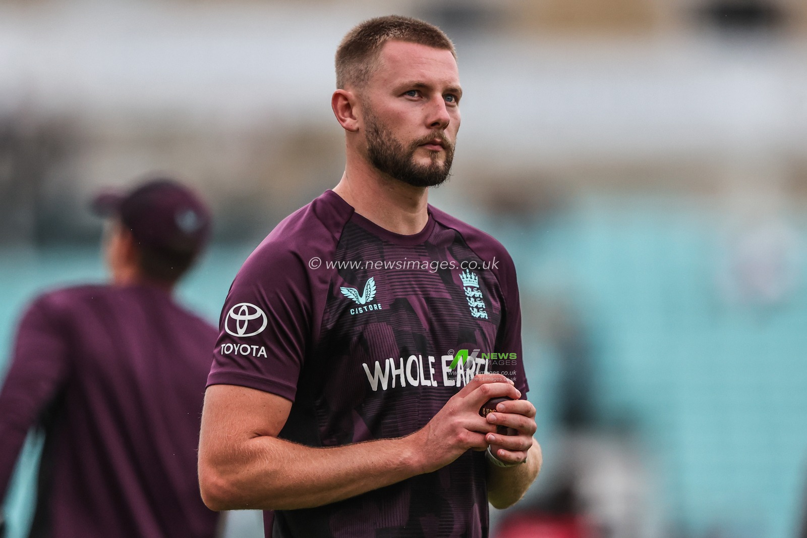 Gus Atkinson of England in the pre-game warm up session during the Rothesay 5th Rothesay Test Day 1 Match England v India at The Kia Oval, London, United Kingdom, 31st July 2025

(Photo by Alfie Cosgrove/News Images)