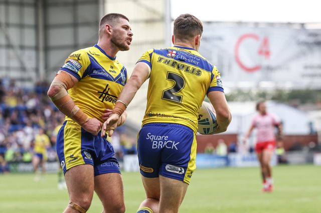 Josh Thewlis of Warrington Wolves celebrates his try during the Betfred Super League Round 25 match Warrington Wolves vs Leigh Leopards at Halliwell Jones Stadium, Warrington, United Kingdom, 6th September 2025

(Photo by Mark Cosgrove/News Images)