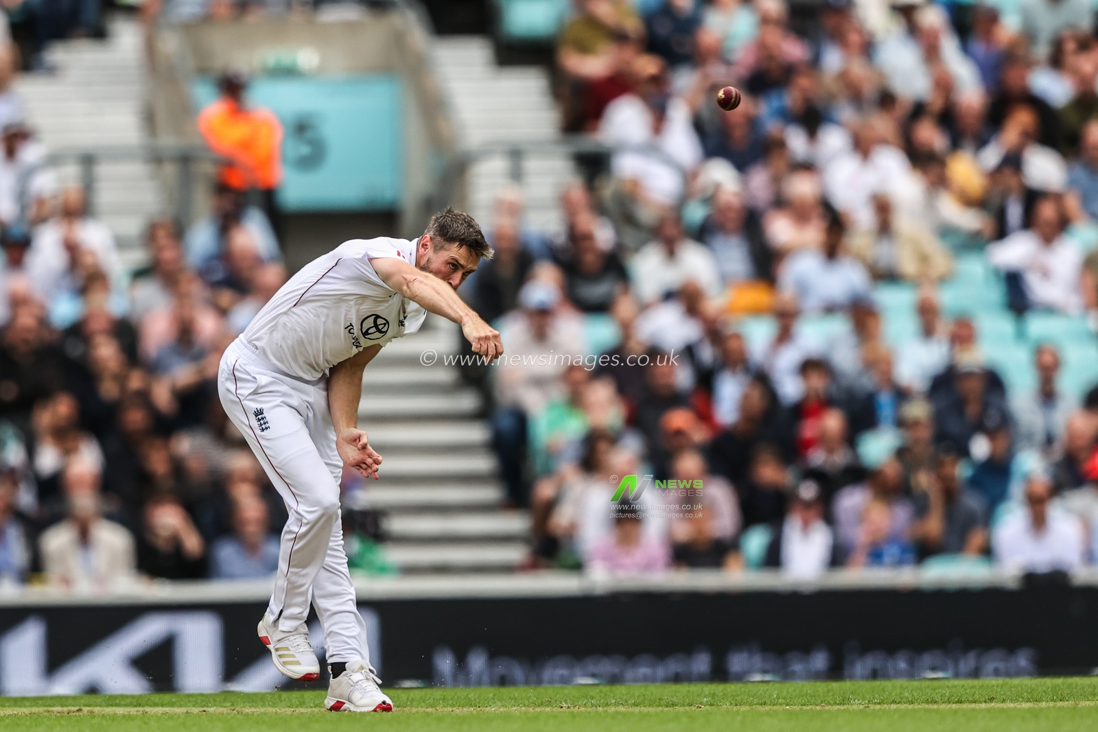 Chris Woakes of England delivers the ball during the Rothesay 5th Rothesay Test Day 1 Match England v India at The Kia Oval, London, United Kingdom, 31st July 2025

(Photo by Alfie Cosgrove/News Images)