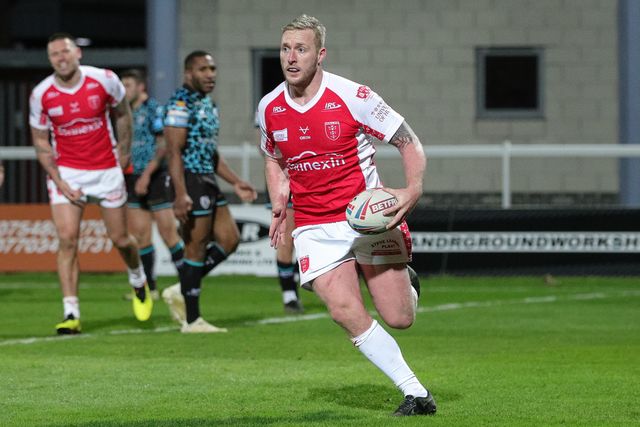 Betfred Super League Round 3 Hull KR v Leigh Leopards