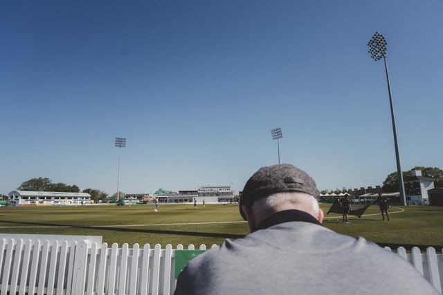 A general view of a fan looking on during Leicestershire County Cricket Club vs Nottinghamshire County Cricket Club in Country Cricket Division One Day 1 at Grace Road, Leicester, United Kingdom on 01 May 2026

(Photo by Maynard Manyowa/News Images)