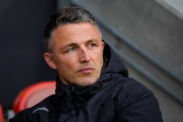  Warrington Wolves manager Sam Burgess looks on during the Betfred Super League round 14 match St Helens vs Warrington Wolves at The BrewDog Stadium, St Helens, United Kingdom on 11 June 2026

(Photo by Maynard Manyowa/News Images)