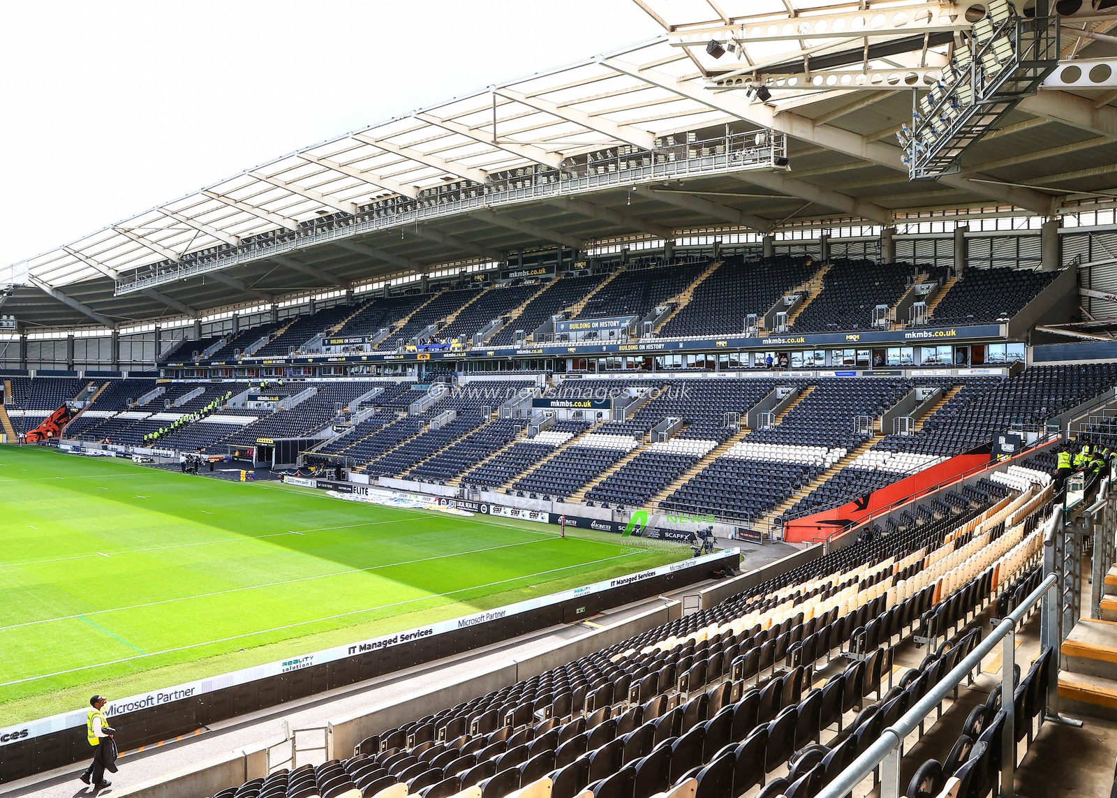A general view of MKM Stadium during the Betfred Super League Round 24 match Hull FC vs Leeds Rhinos at MKM Stadium, Hull, United Kingdom, 30th August 2025

(Photo by Richard Bierton/News Images)