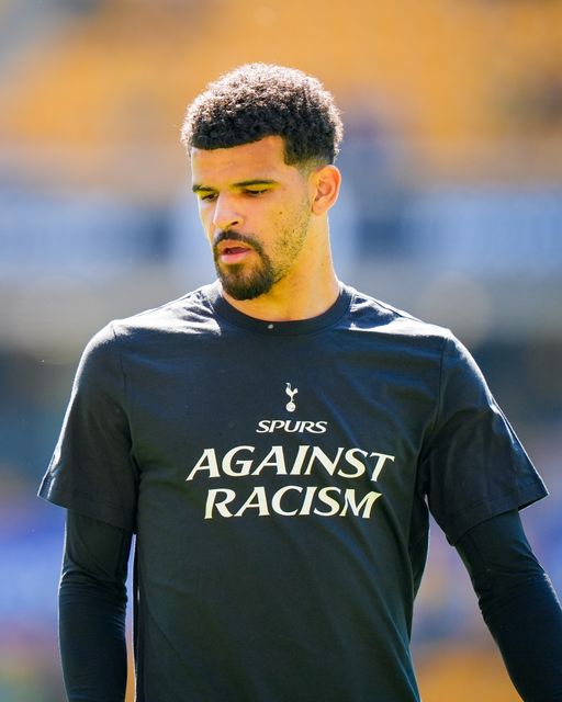 Dominic Solanke of Tottenham Hotspur in the pregame warmup session  during the Premier League match Wolverhampton Wanderers vs Tottenham Hotspur at Molineux, Wolverhampton, United Kingdom on 25 April 2026

(Photo by Maynard Manyowa/News Images)