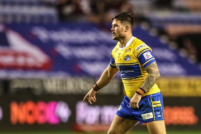 James Bentley of Leeds Rhinos during the Betfred Super League round 27 match Wigan Warriors vs Leeds Rhinos at The Brick Community Stadium, Wigan, United Kingdom, 19th September 2025

(Photo by Alfie Cosgrove/News Images)