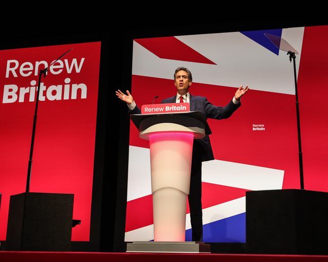 Ed Milliband MP, Secretary of State for Energy Security and Net Zero addresses conference during the Labour Party Annual Conference 2025 Day 4 at ACC, Liverpool, United Kingdom, 1st October 2025

(Photo by Mark Cosgrove/News Images)
