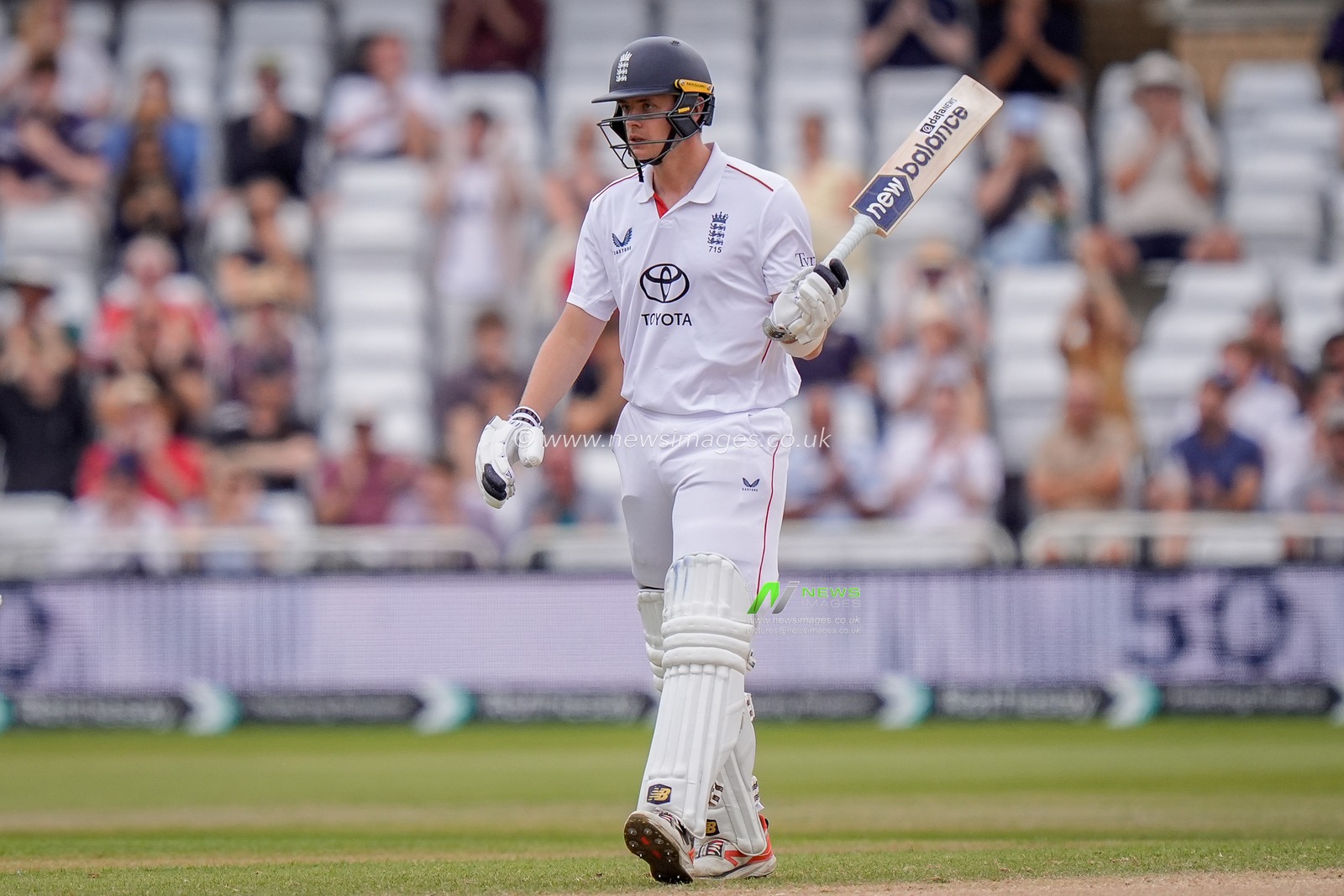Jamie Smith of England celebrates a half century  during the 3rd Rothesay Test Match Day 5 match England vs New Zealand at Trent Bridge, Nottingham, United Kingdom on 29 June 2026

(Photo by Maynard Manyowa/News Images)