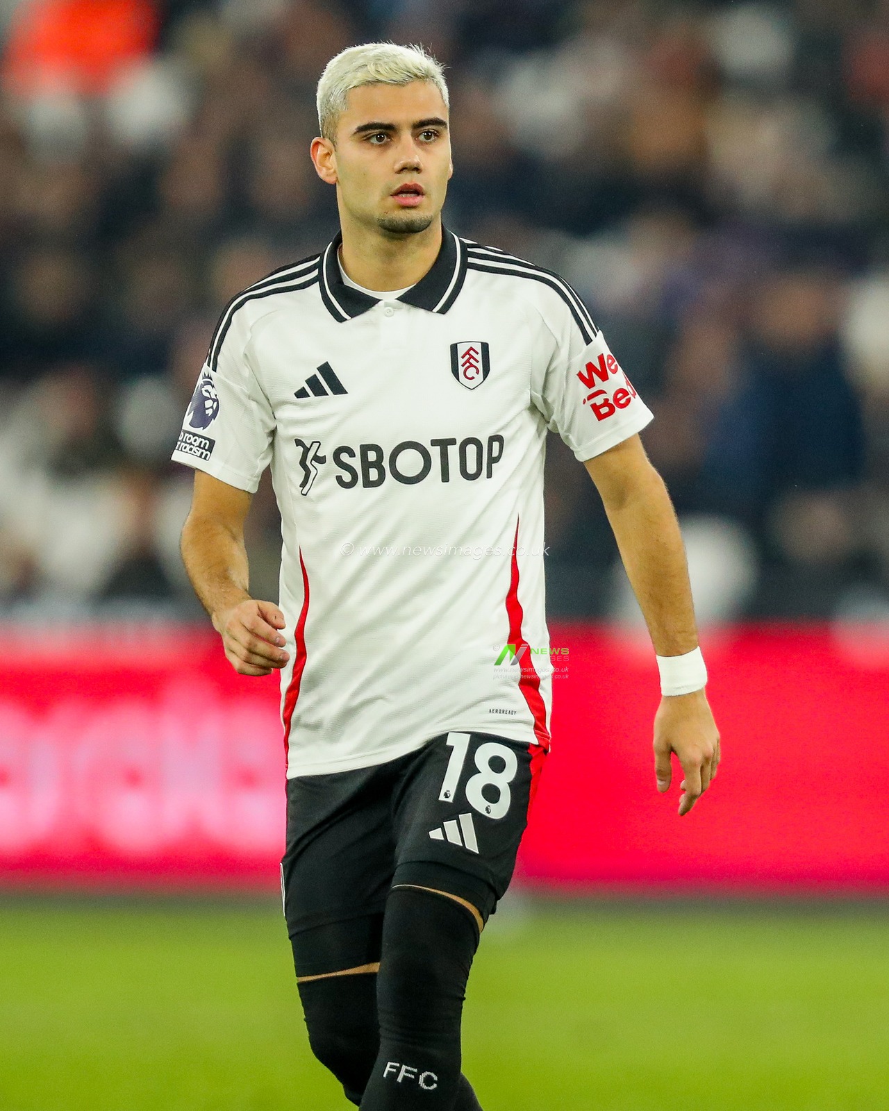 Andreas Pereira of Fulham looks on during the Premier League match West Ham United vs Fulham at London Stadium, London, United Kingdom, 14th January 2025

(Photo by Izzy Poles/News Images)