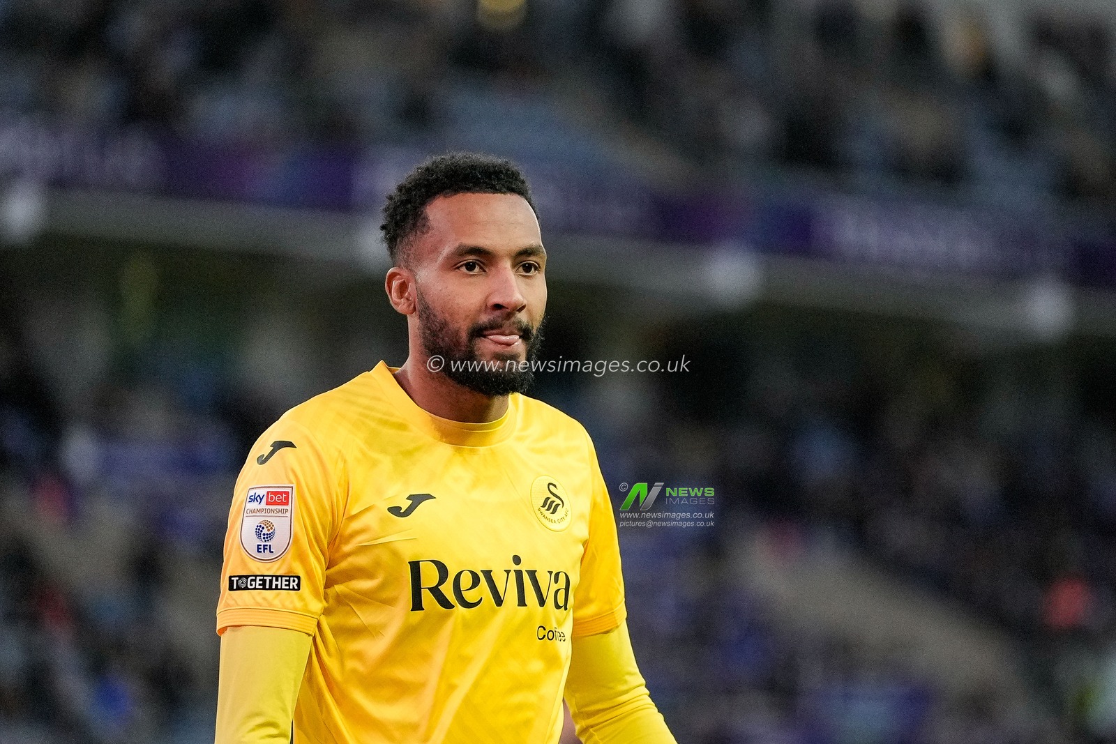 Lawrence Vigouroux, of Swansea City during the Sky Bet Championship match Coventry City vs Swansea City at Coventry Building Society Arena, Coventry, United Kingdom, 26th December 2025

(Photo by Maynard Manyowa/News Images)

*** GER AUT SUI OUT ***