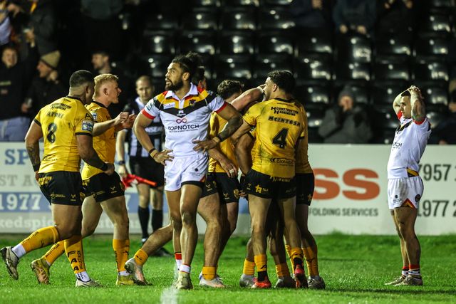 Jason Qareqare of Castleford Tigers celebrates his try during the Betfred Super League round 6 match Castleford Tigers vs Bradford Bulls at OneBore Stadium, Castleford, Untied Kingdom on 26 March 2026

(Photo by Alfie Cosgrove/News Images)