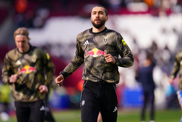 Dominic Calvert-Lewin of Leeds United warming up ahead of during the Emirates FA Cup Quarter-Final match West Ham United vs Leeds United at London Stadium, London, United Kingdom on 04 April 2026

(Photo by Harvey Murphy/News Images)