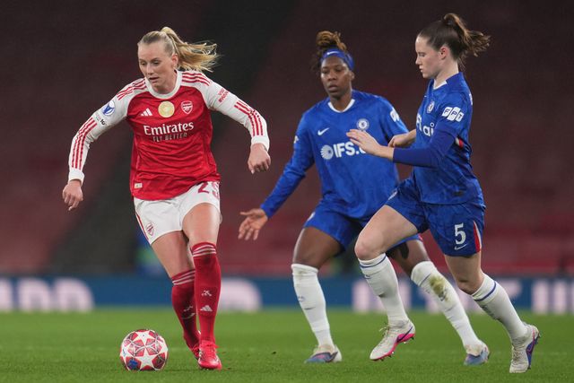 Stina Blackstenius of Arsenal with the ball under pressure during the UEFA Women's Champions League Quarter-finals match Arsenal vs Chelsea at Arsenal Stadium, London, United Kingdom on 24 March 2026

(Photo by Harvey Murphy/News Images)