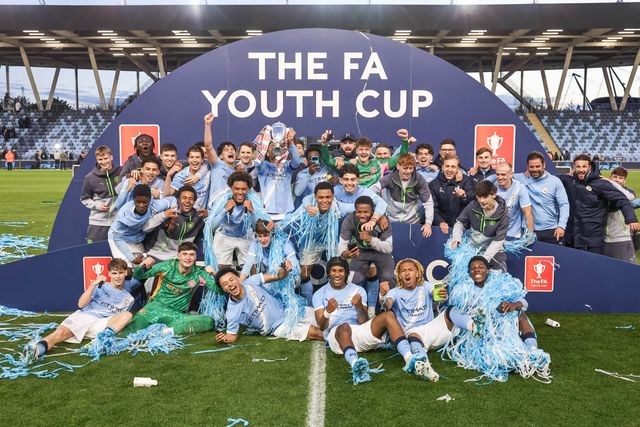 Manchester City lift The FA Youth Cup after beating Manchester United 2-1 during the FA Youth Cup Final match Manchester City U18 vs Manchester United U18 at Joie Stadium, Manchester, United Kingdom on 14 May 2026

(Photo by Mark Cosgrove/News Images)