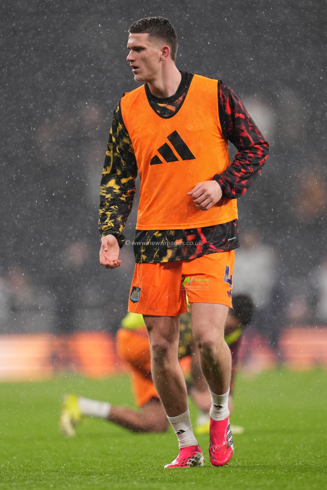 Sven Botman of Newcastle United during the Premier League match Tottenham Hotspur vs Newcastle Untied at Tottenham Hotspur Stadium, London, United Kingdom on 10 February 2026

(Photo by Harvey Murphy/News Images)