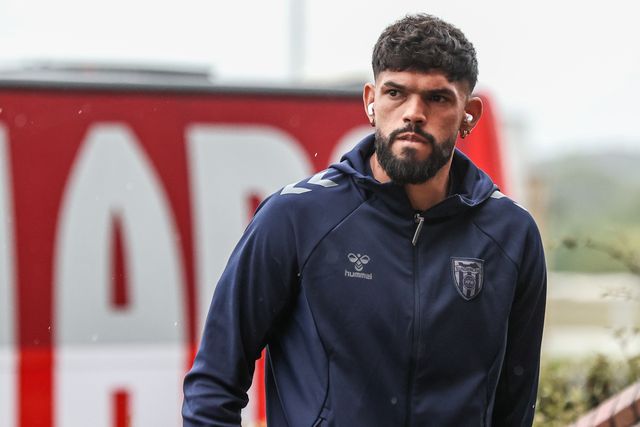Omar Alderete of Sunderland arrives during the Premier League match Sunderland vs Manchester United at Stadium Of Light, Sunderland, United Kingdom on 09 May 2026

(Photo by Alfie Cosgrove/News Images)