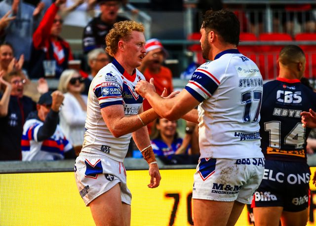 Lachlan Walmsley of Wakefield Trinity celebrates his try during the Betfred Super League round 21 match Wakefield Trinity vs St Helens at DIY Kitchens Stadium, Wakefield, United Kingdom, 8th August 2025

(Photo by Richard Bierton/News Images)