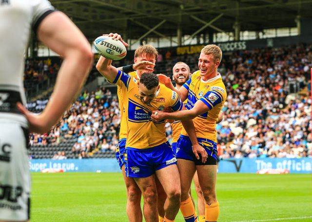 Jake Connor of Leeds Rhinos celebrates his try  during the Betfred Super League Round 24 match Hull FC vs Leeds Rhinos at MKM Stadium, Hull, United Kingdom, 30th August 2025

(Photo by Richard Bierton/News Images)