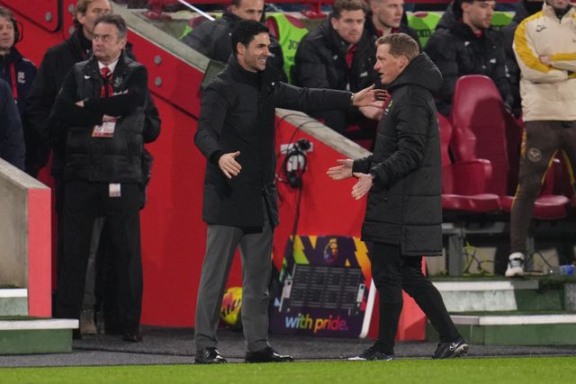 Mikel Arteta manager of Arsenal with fourth official during the Premier League match Brentford vs Arsenal at GTECH Community Stadium, London, United Kingdom on 12 February 2026

(Photo by Harvey Murphy/News Images)