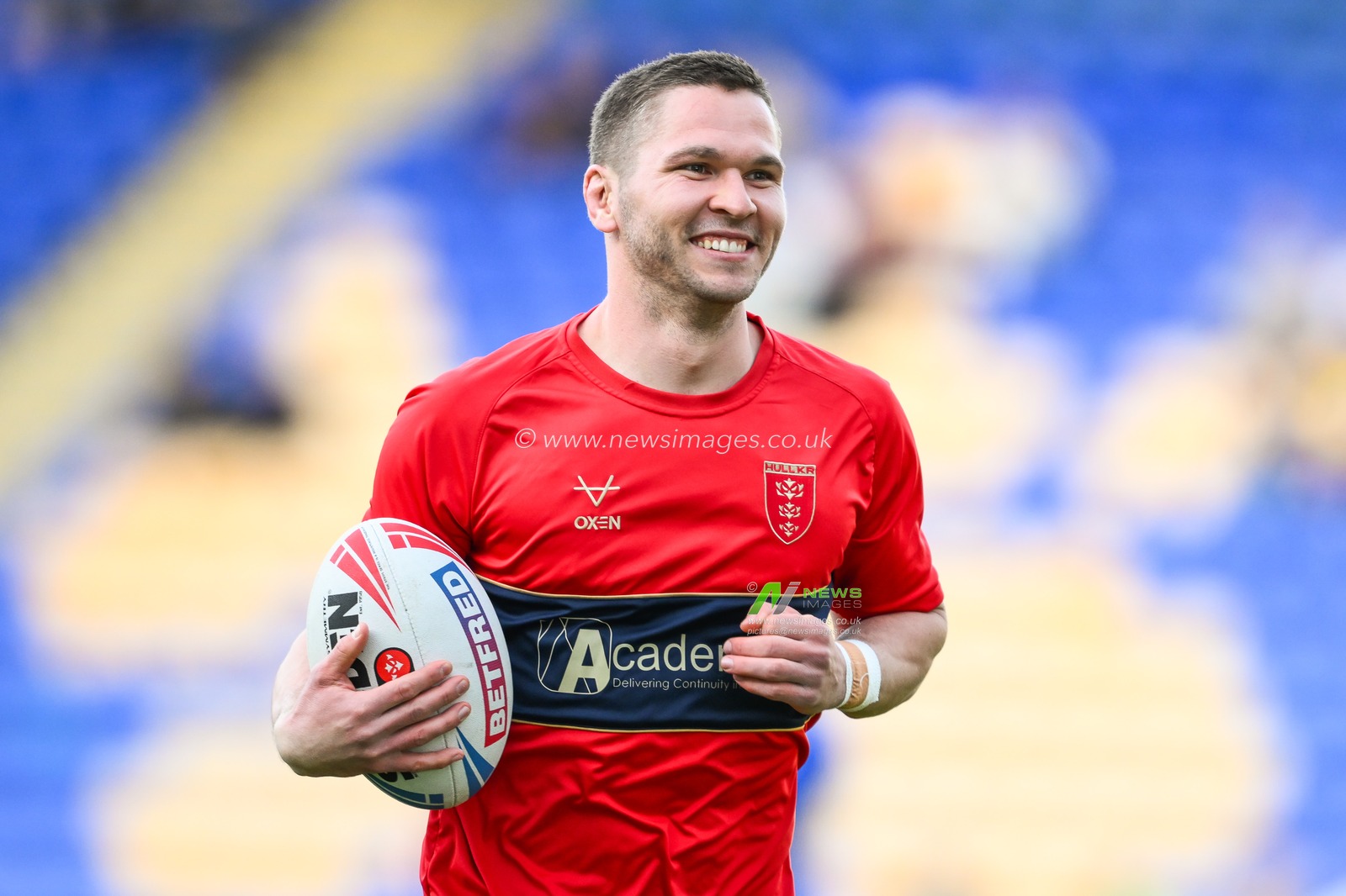 Matt Parcell of Hull KR during pre match warm up ahead of the Betfred Super League Round 11 match Warrington Wolves vs Hull KR at Halliwell Jones Stadium, Warrington, United Kingdom, 9th May 2024

(Photo by Craig Thomas/News Images)