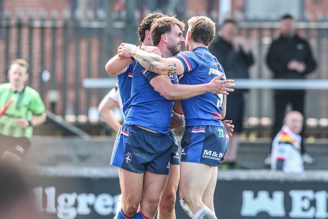 Josh Rourke of Wakefield Trinity celebrates his try during the Betfred Super League round 8 match Wakefield Trinity vs Bradford Bulls at DIY Kitchens Stadium, Wakefield, United Kingdom on 18 April 2026

(Photo by Alfie Cosgrove/News Images)