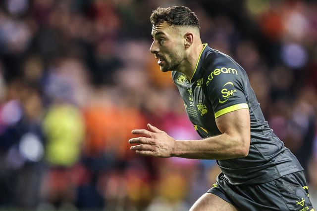 Jake Connor of Leeds Rhinos during the Betfred Super League round 11 match Wigan Warriors vs Leeds Rhinos at The Brick Community Stadium, Wigan, United Kingdom on 15 May 2026

(Photo by Alfie Cosgrove/News Images)