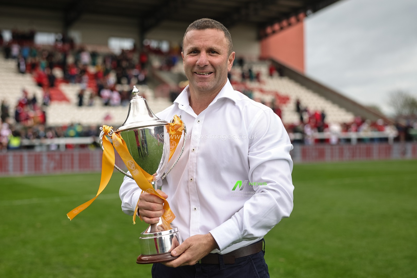 Willie Peters head coach of Hull KR with the Clive Sullivan Memorial Trophy during the Betfred Super League round 7 match Hull KR vs Hull FC at Sewell Group Craven Park, Hull, United Kingdom on 03 April 2026

(Photo by Mark Cosgrove/News Images)