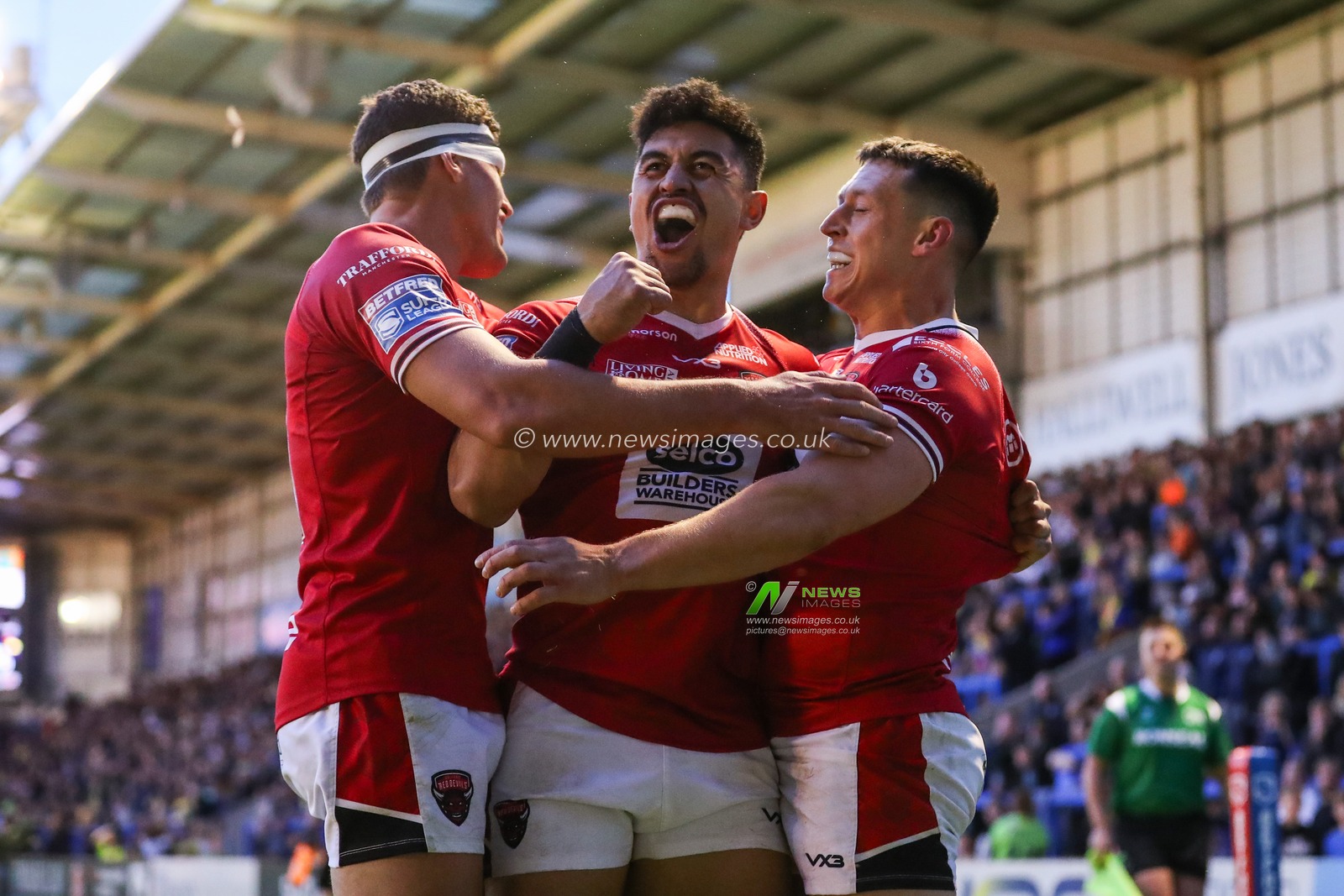 Deon Cross of Salford Red Devils celebrates his try to make it 8-23 during the Betfred Super League Round 14 match Warrington Wolves vs Salford Red Devils at Halliwell Jones Stadium, Warrington, United Kingdom, 14th June 2024

(Photo by Gareth Evans/News Images)