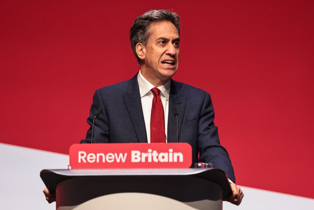 Ed Milliband MP, Secretary of State for Energy Security and Net Zero addresses conference during the Labour Party Annual Conference 2025 Day 4 at ACC, Liverpool, United Kingdom, 1st October 2025

(Photo by Mark Cosgrove/News Images)