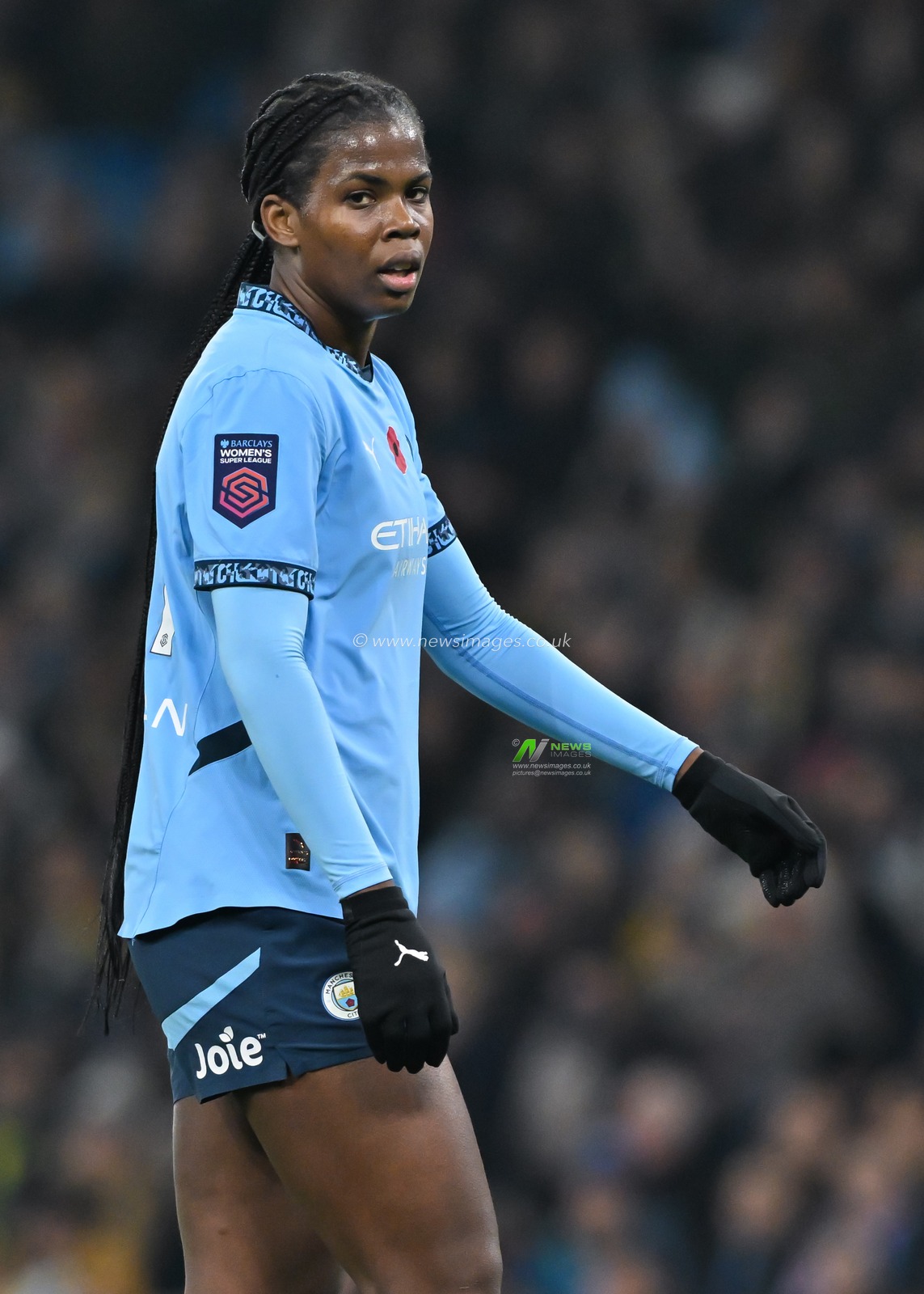 Khadija Shaw of Manchester City during the Barclays Women's Super League match Manchester City Women vs Tottenham Hotspurâ€™s Women at Etihad Stadium, Manchester, United Kingdom, 8th November 2024

(Photo by Cody Froggatt/News Images)