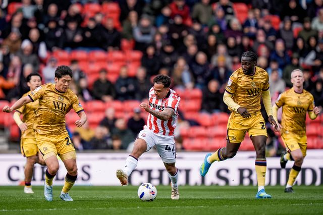 Million Manhoef of Stoke City makes a run with the ball  during the Sky Bet Championship match Stoke City vs Blackburn Rovers at Bet365 Stadium, Stoke On Trent, United Kingdom on 11 April 2026

(Photo by Maynard Manyowa/News Images)