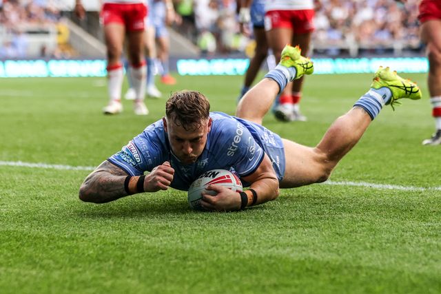 Chris Hankinson of Leeds Rhinos goes over for a try during the Betfred Super League round 16 match Leeds Rhinos vs Hull KR at AMT Headingley Stadium, Leeds, United Kingdom on 26 June 2026

(Photo by Alfie Cosgrove/News Images)