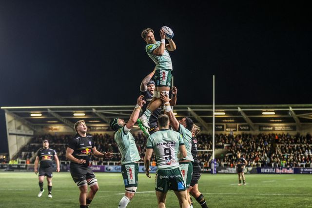 Joaquin Moro of Leicester Tigers jumps up to win the high ball during the Premiership Rugby Cup match Newcastle Red Bulls vs Leicester Tigers at Kingston Park, Newcastle, United Kingdom, 31st October 2025

(Photo by Alfie Cosgrove/News Images)

*** GER AUT SUI OUT ***