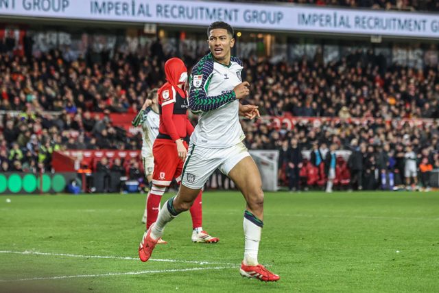 Jobe Bellingham of Sunderland celebrates his goal to make it 2-3 during the Sky Bet Championship match Middlesbrough vs Sunderland at Riverside Stadium, Middlesbrough, United Kingdom, 3rd February 2025

(Photo by Alfie Cosgrove/News Images)