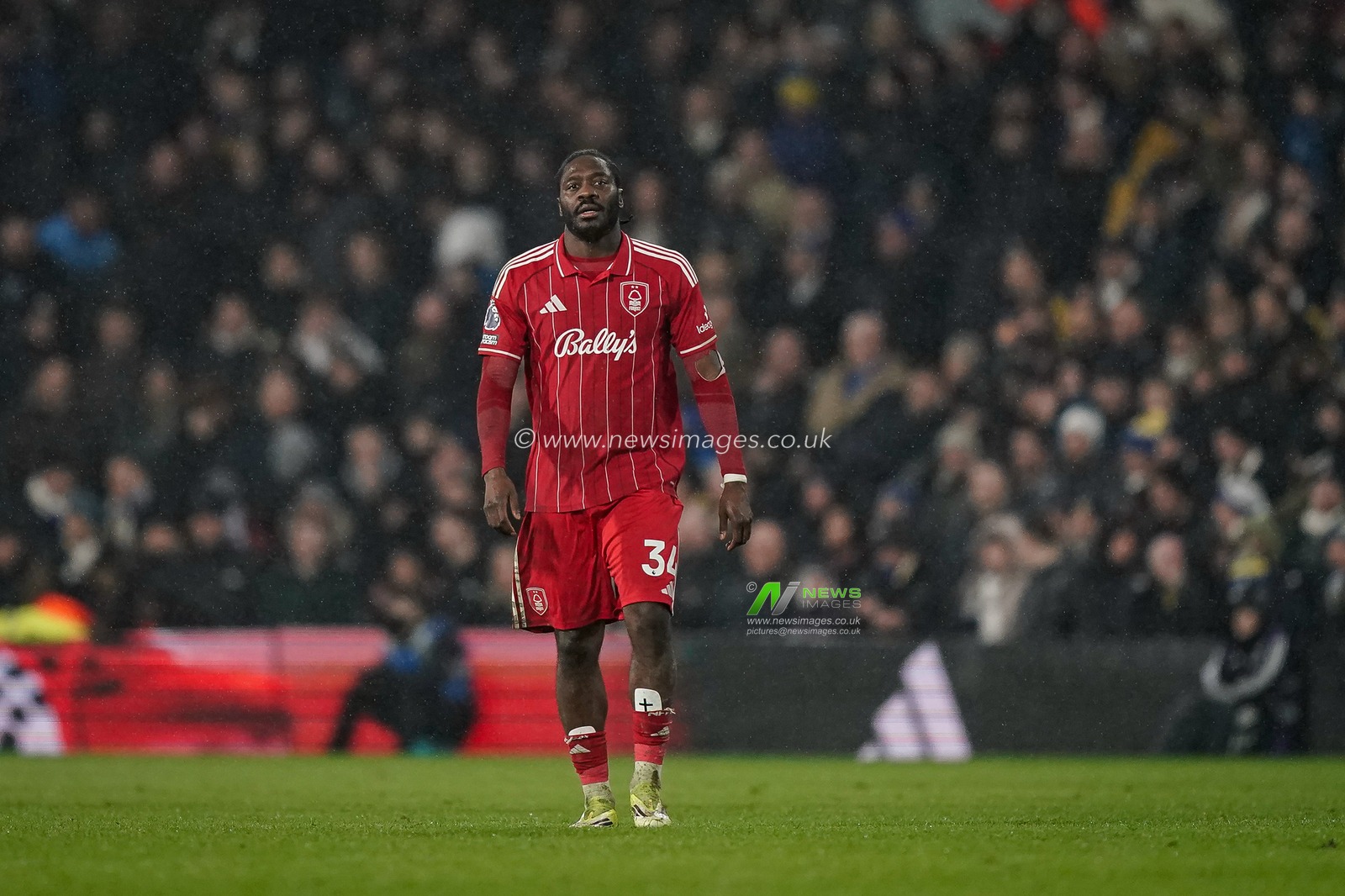 Ola Aina of Nottingham Forest dejected during the Premier League match Leeds United vs Nottingham Forest at Elland Road, Leeds, United Kingdom on 06 February 2026

(Photo by Maynard Manyowa/News Images)
