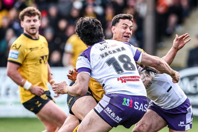 Daejarn Asi of Castleford Tigers is tackled by Isaiah Vagana of Wakefield Trinity during the Betfred Super League round 7 match Castleford Tigers vs Wakefield Trinity at OneBore Stadium, Castleford, Untied Kingdom on 05 April 2026

(Photo by Alfie Cosgrove/News Images)